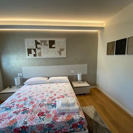 Hz+ Costantini Apartamento Pordenone Exterior foto