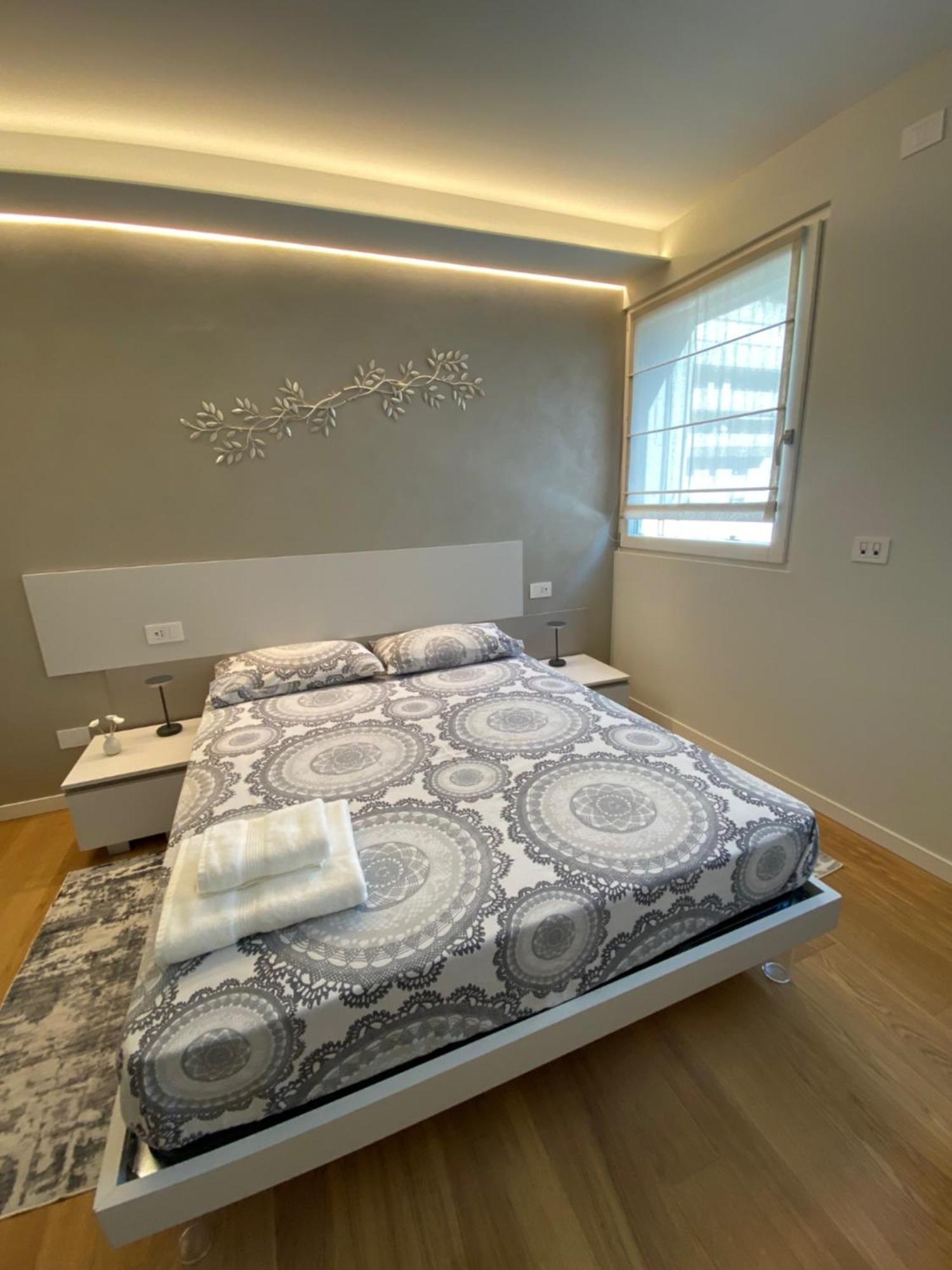 Hz+ Costantini Apartamento Pordenone Exterior foto