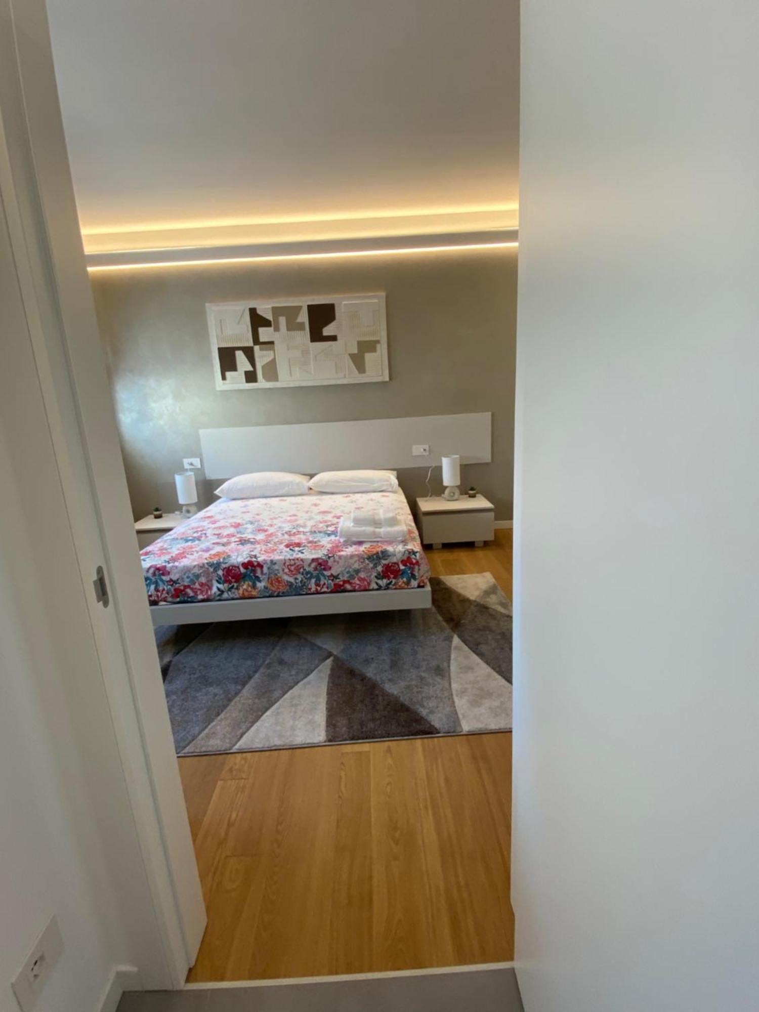 Hz+ Costantini Apartamento Pordenone Exterior foto